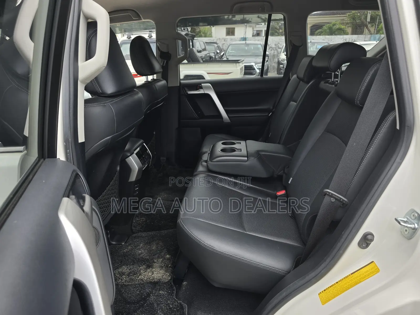 Toyota Land Cruiser Prado 2018 White