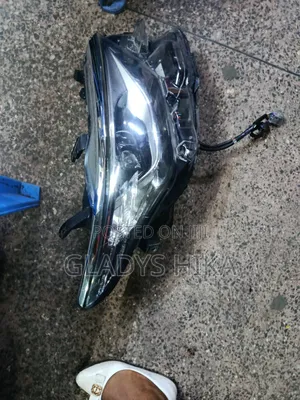 Ex Japan Headlight for Auris New