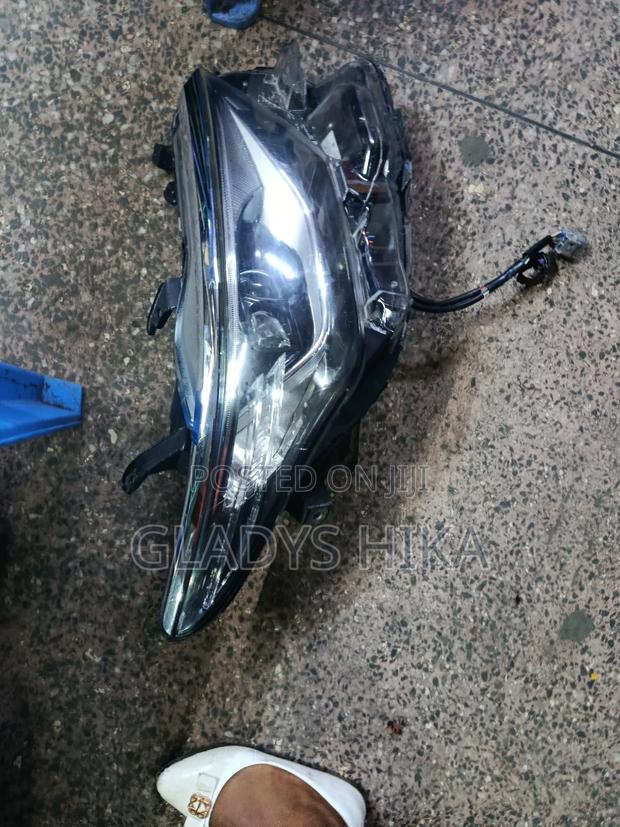 Ex Japan Headlight for Auris New