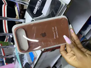 Mqwerh iPhone 17 Air Solid Color Liquid Silicone Phone Case