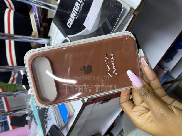 Mqwerh iPhone 17 Air Solid Color Liquid Silicone Phone Case - thumbnail 2