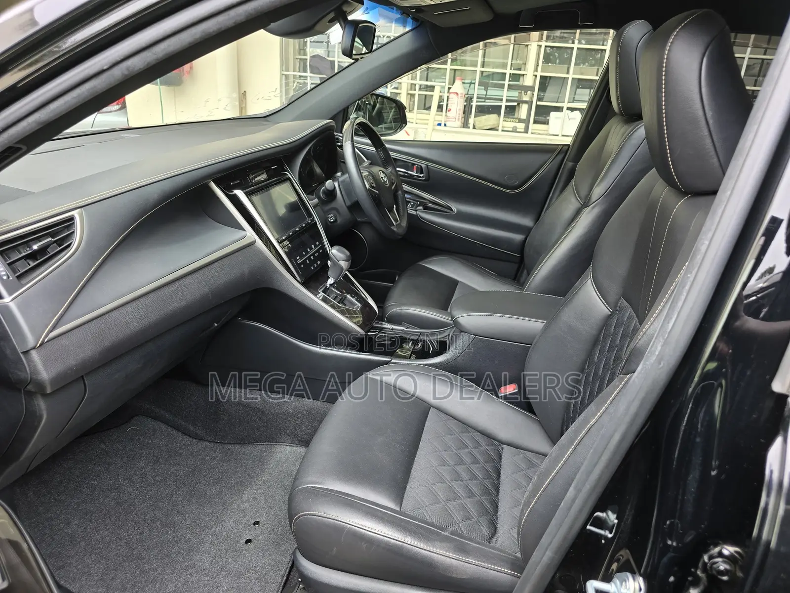 Toyota Harrier 2019 Black