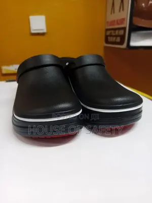 Crocs Easy to Clean