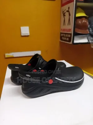 Lightweight Safety Crocs