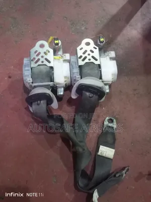 Harrier 240 Seatbelts