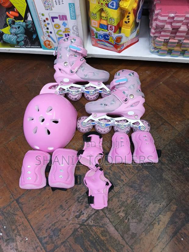 Easy Adjustable Roller Skates - main view