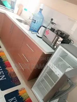 Eilarose City View BNB