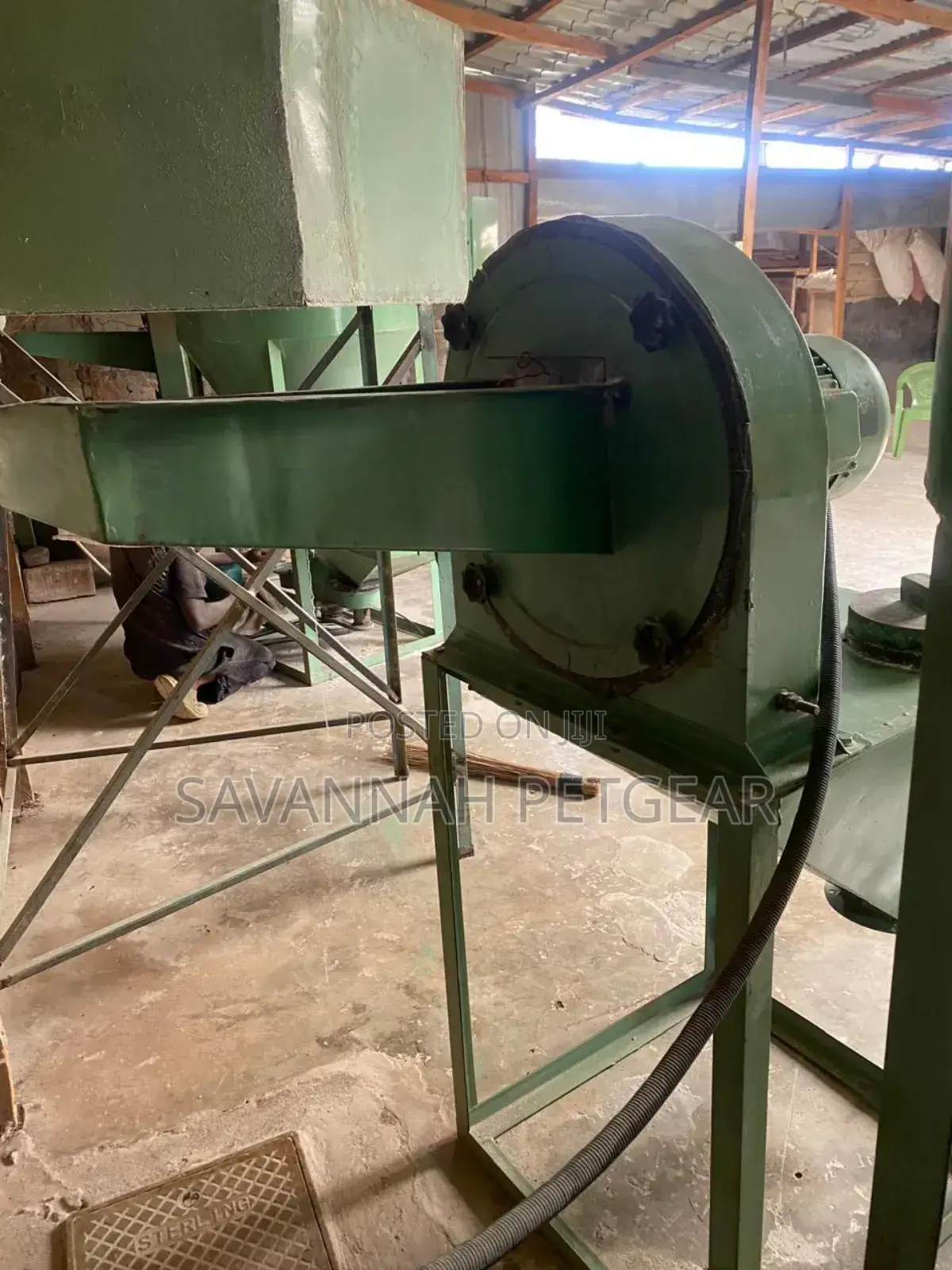 Animal Feed Mill Crusher Mixer (Used but in Good Condition) -3 Phase