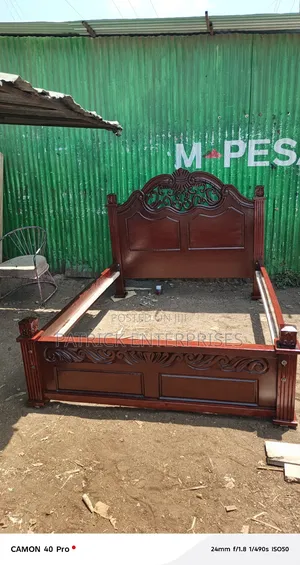 Modern King Size Mahogany Bed 5 By 6 Fitt