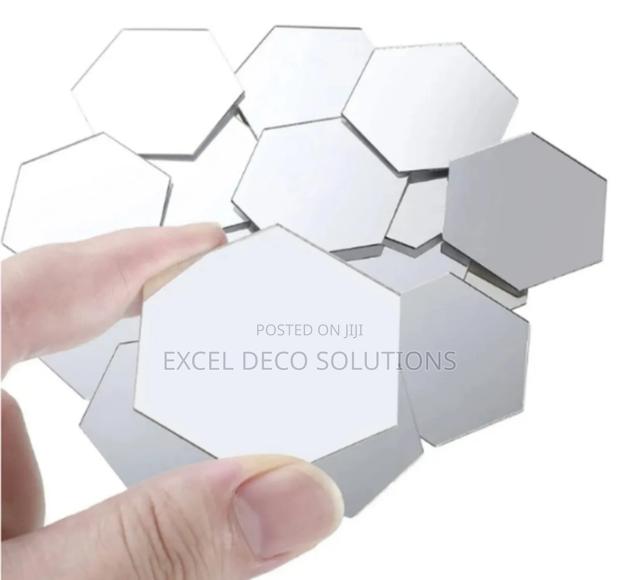 Durable Hexagon Mirrors – Strong Long-Lasting Beauty  - main view