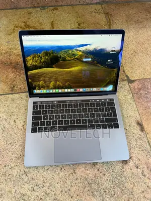 Laptop Apple MacBook Pro 2019 16GB Intel Core I7 SSD 1T