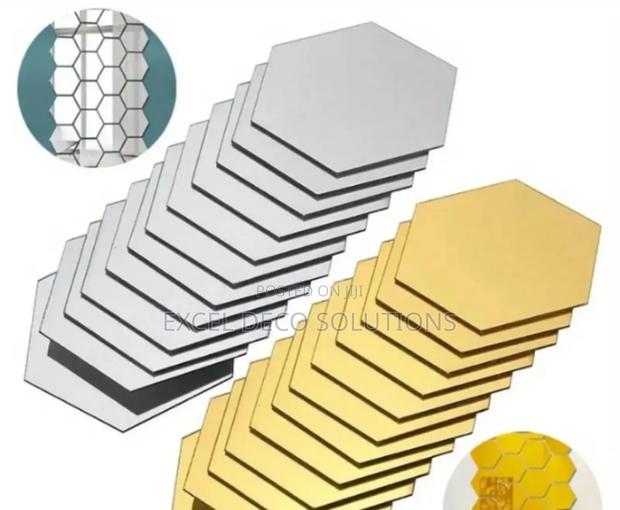 Creative Hexagon Mirrors – Endless Wall Design Possibilities