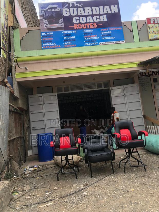 Simplest Kinyozi Seats