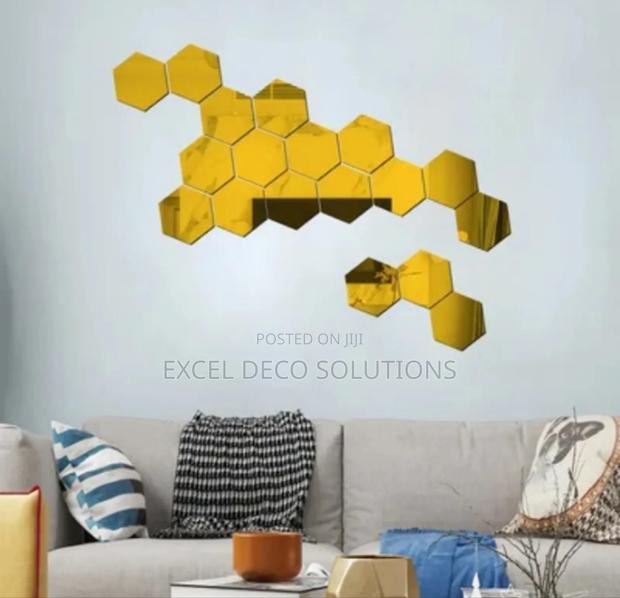 Stylish Hexagon Mirrors – Perfect Addition for Modern Kitchens