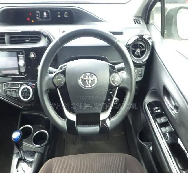 Toyota Aqua 2018 White