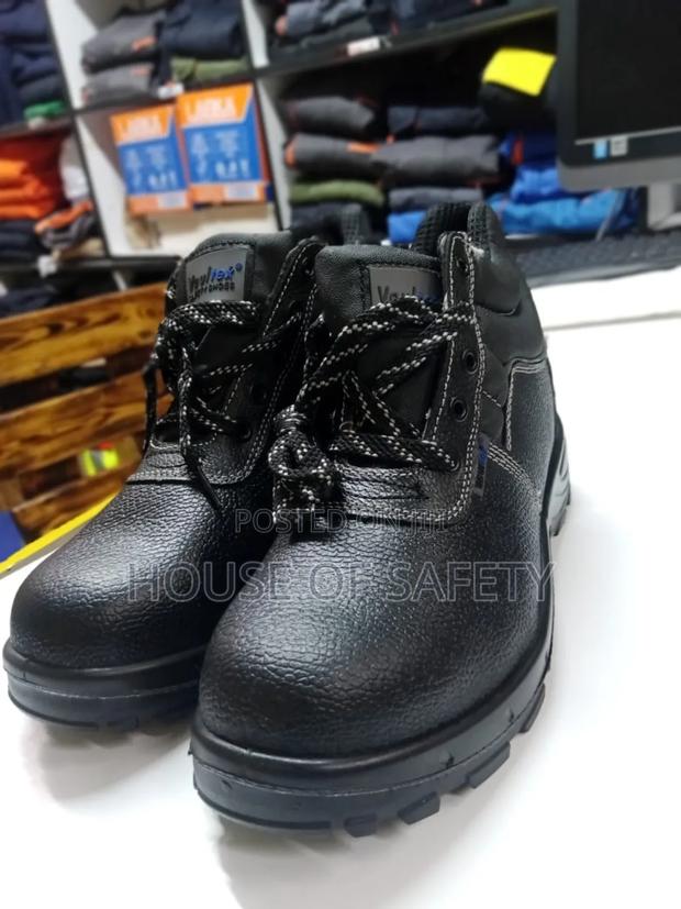 Slip Resistance Vaultex Boot - main view