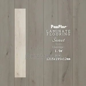 Wooden Laminate 8mm/ SQM .