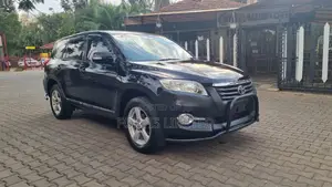 Toyota Vanguard 2013 Black