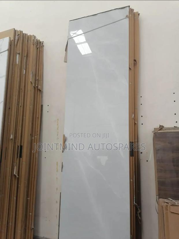 Sintered Stone - main view