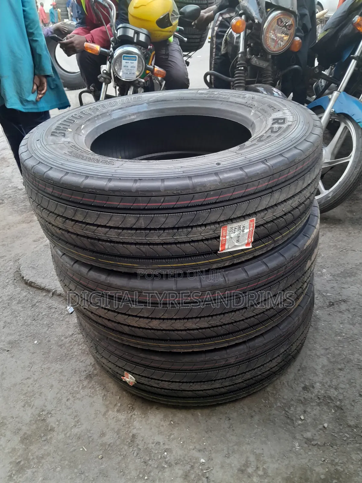 265/70r19.5 Bridgestone Tyres Brand New Made in Japan