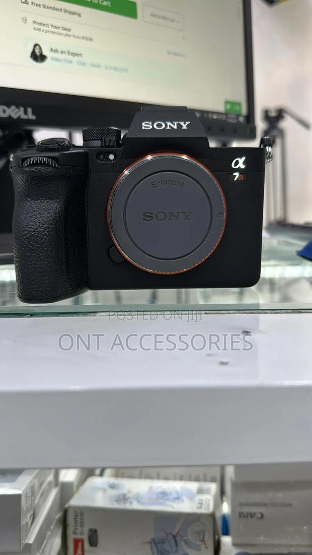 Sony A7rv Camera Body - thumbnail 2