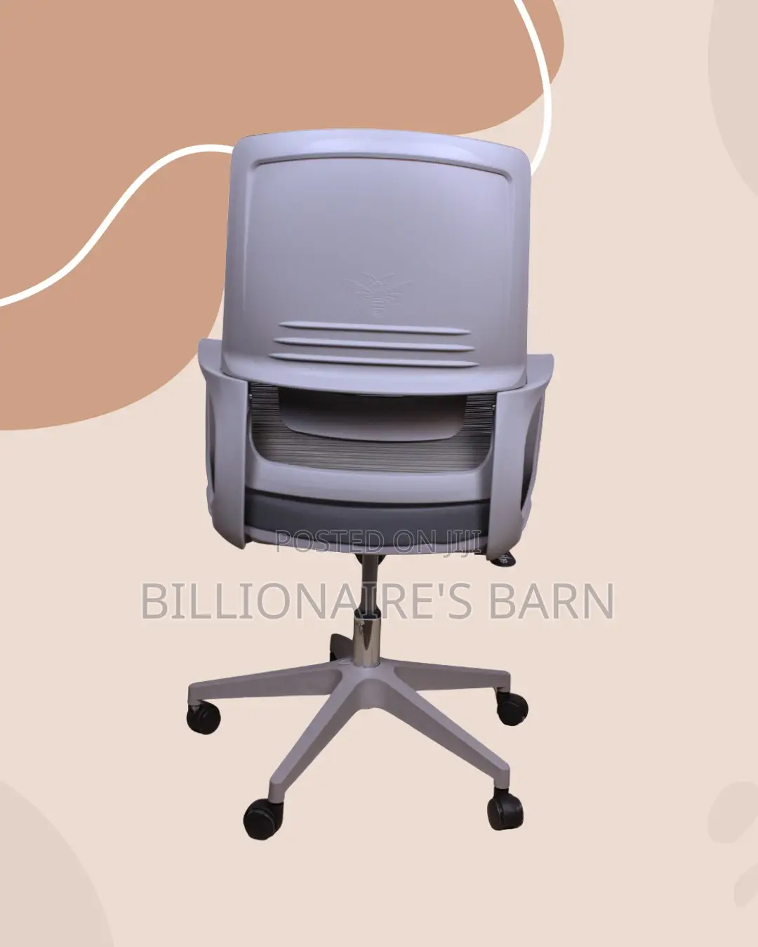Grey Ergonomic Mesh Office Chair | Sleek Scratch-Resistant Finish
