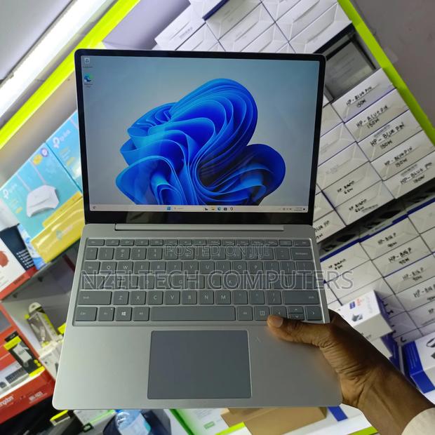 Laptop Microsoft Surface Go 16GB Intel Core I5 SSD 256GB