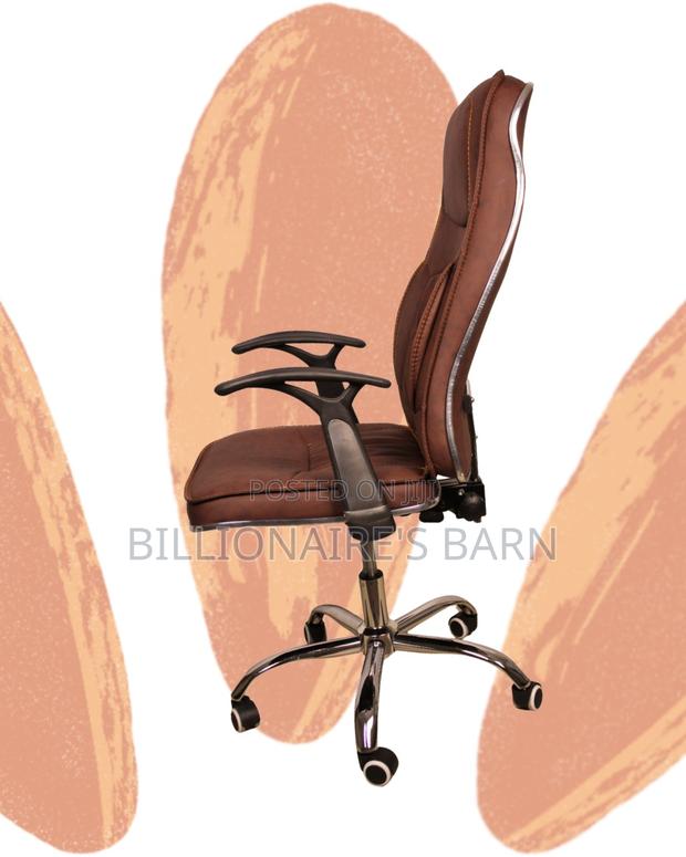 Ergonomic Executive Leather Chair (Durable) — Limited Stock - thumbnail 3