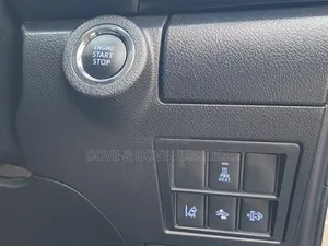 Toyota Hilux Revo Double Cab Deisel 2.4 RWD 2019 Silver