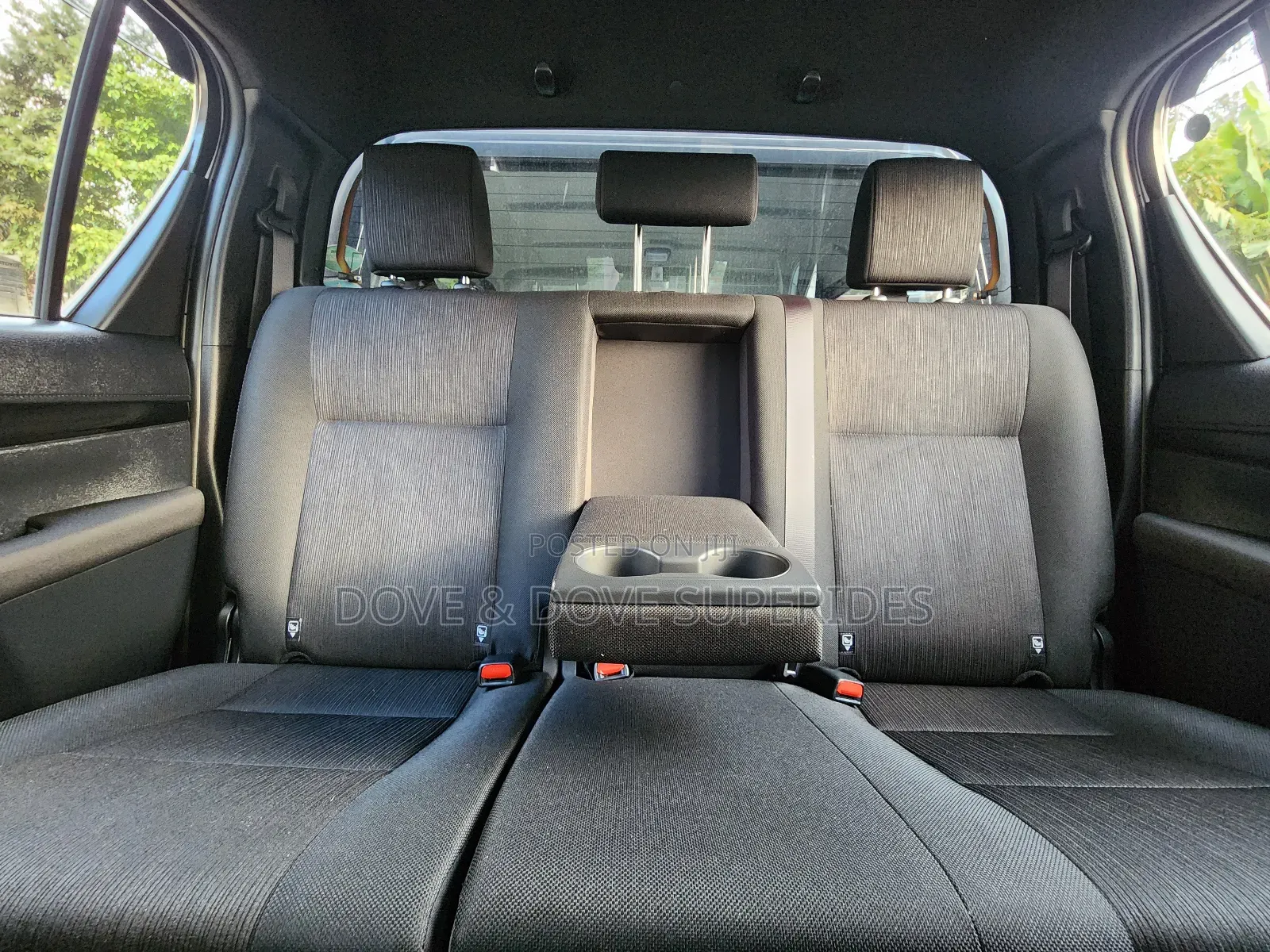 Toyota Hilux Revo Double Cab Deisel 2.4 RWD 2019 Silver