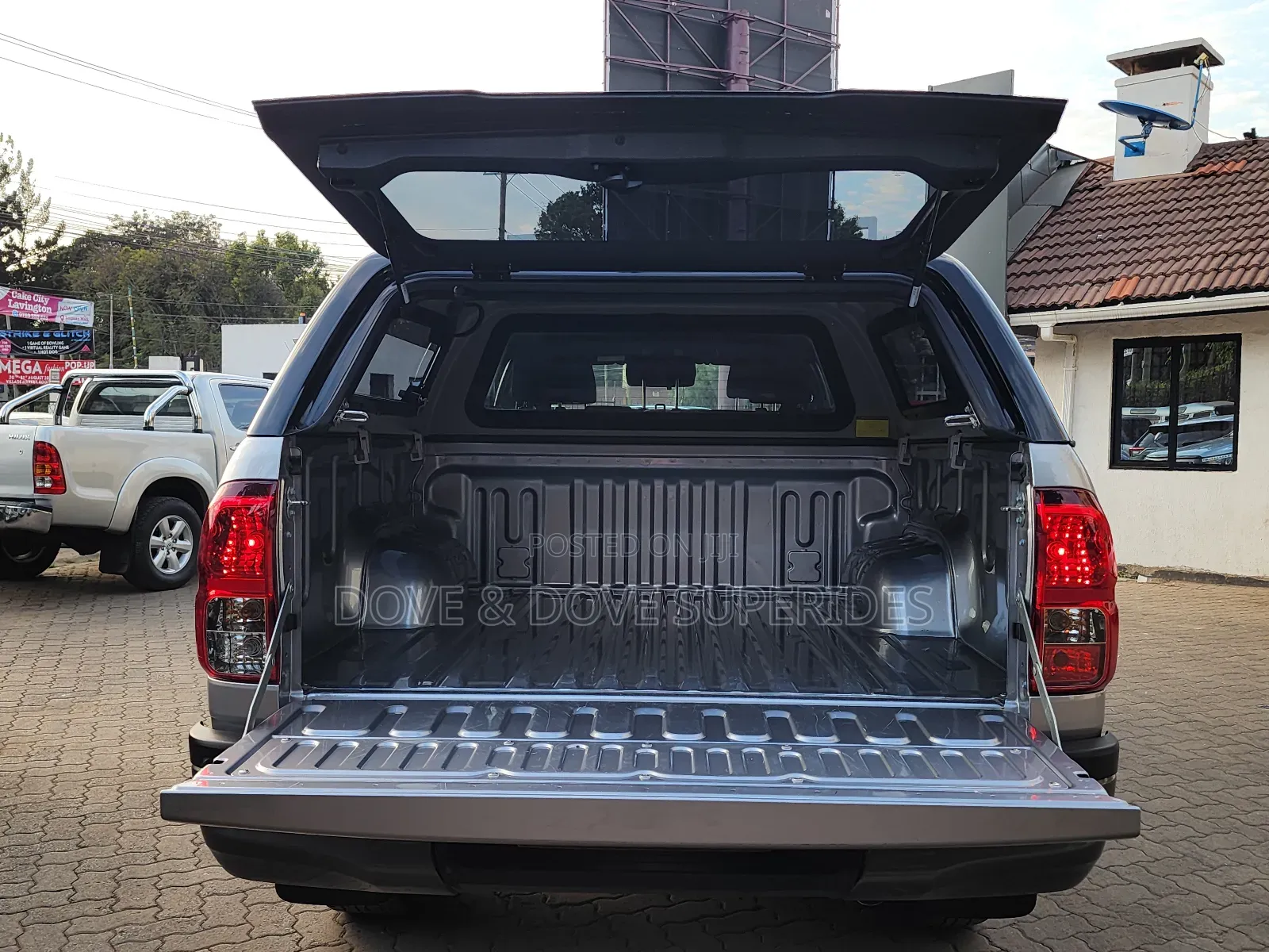 Toyota Hilux Revo Double Cab Deisel 2.4 RWD 2019 Silver