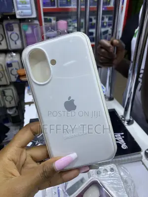 Munbfer iPhone 17 Solid Color Liquid Silicone Phone Case