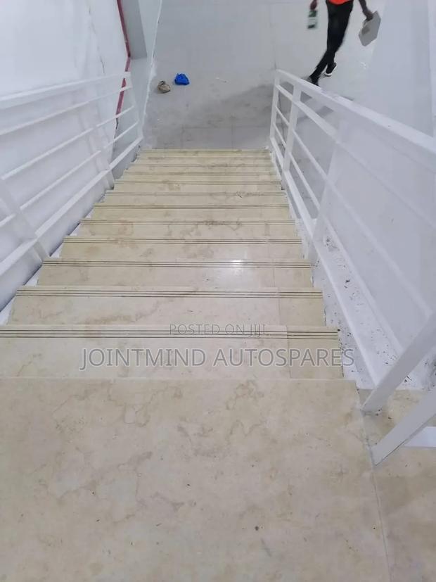 Solegiato Marble Stairs - thumbnail 9
