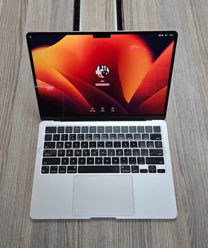 Laptop Apple MacBook Air 2022 M2 8GB Intel Core M2 SSD 256GB - thumbnail 2