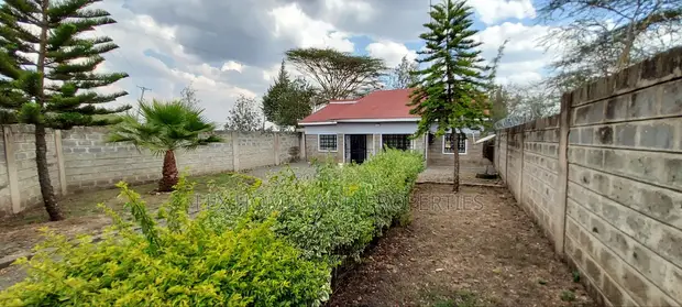 3bdrm Bungalow in Nkoroi for sale