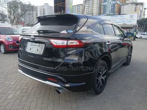 Toyota Harrier 2.0 2019 Black