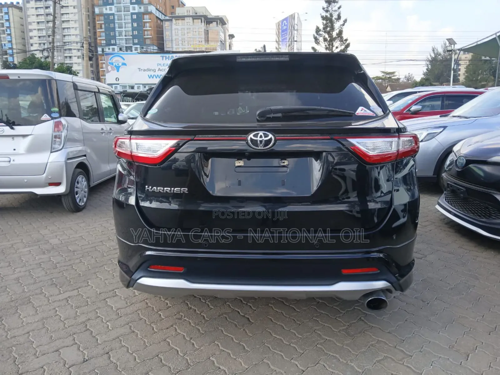Toyota Harrier 2.0 2019 Black