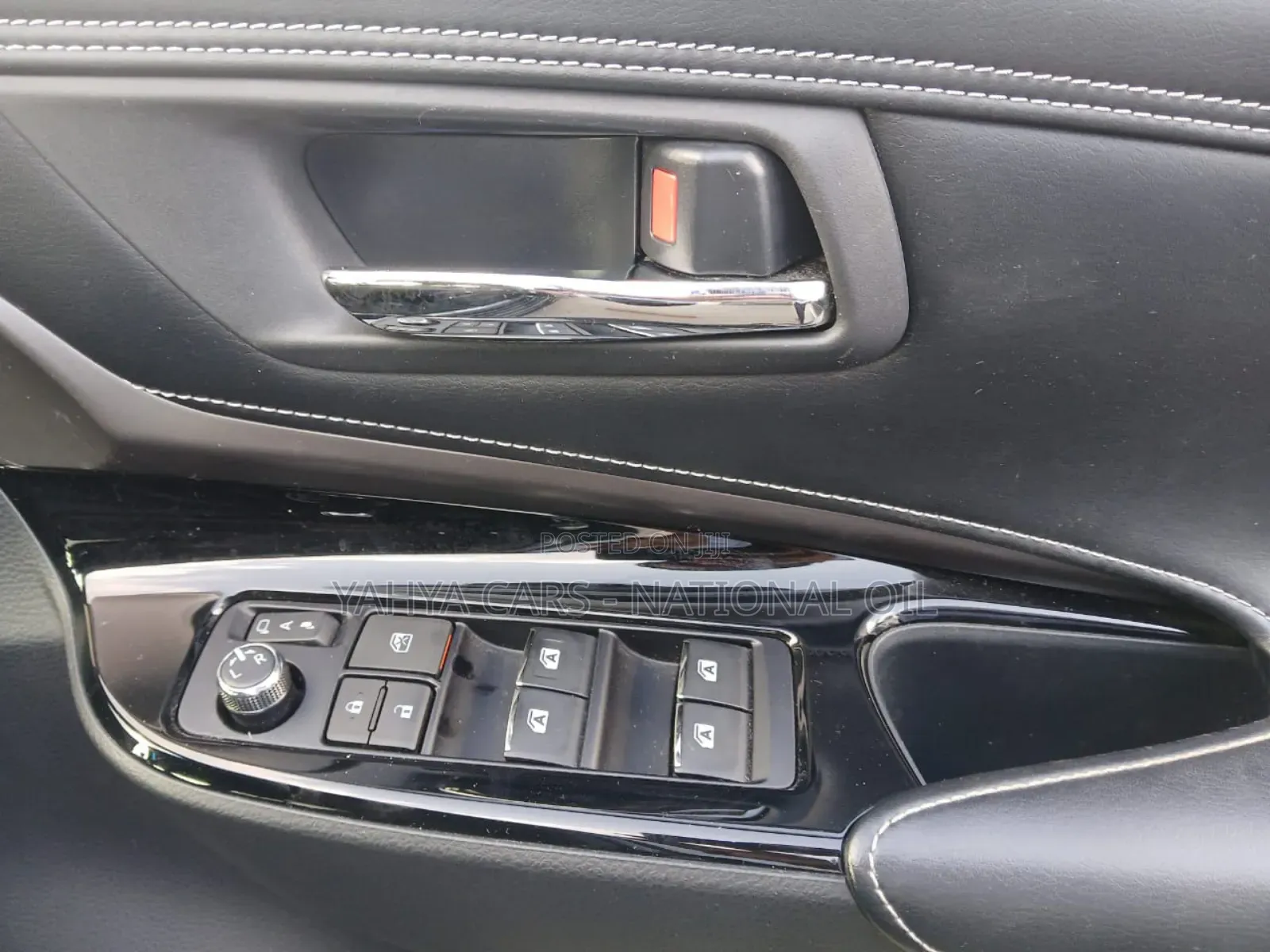 Toyota Harrier 2.0 2019 Black