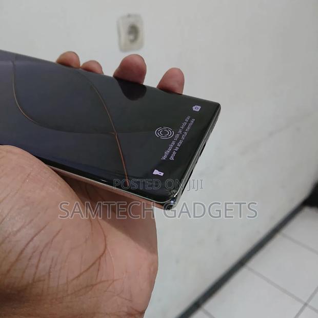 Tecno Spark 20 Pro Plus 256 GB Silver - thumbnail 4