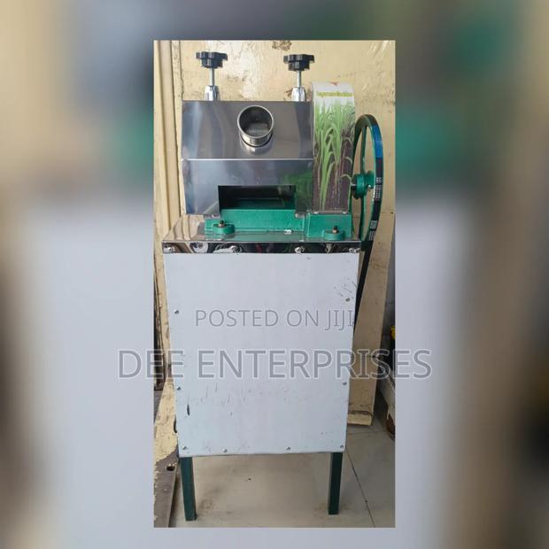 Complete Sugarcane Crusher Juicer Machine - main view