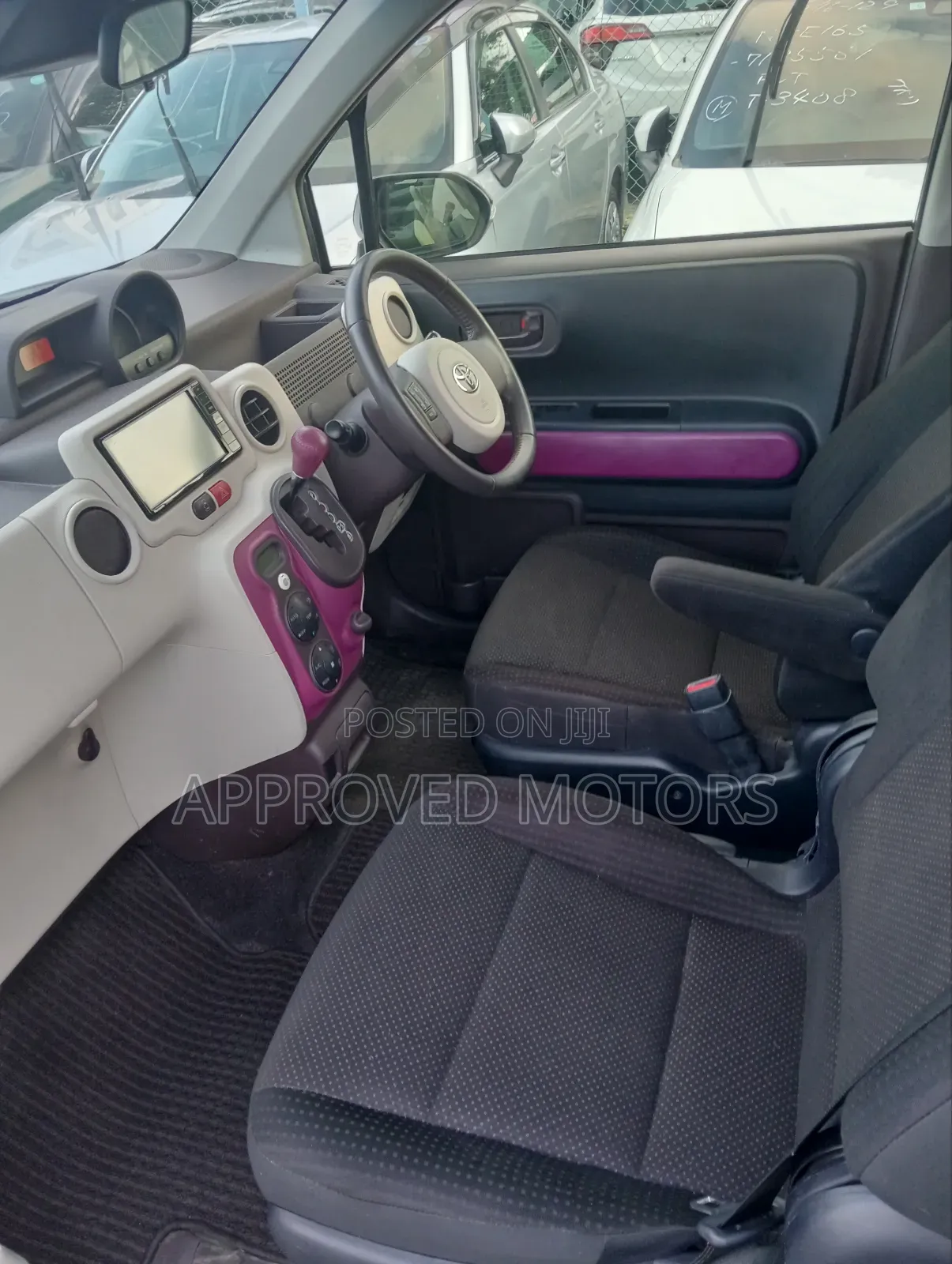 Toyota Spade 2018 Purple