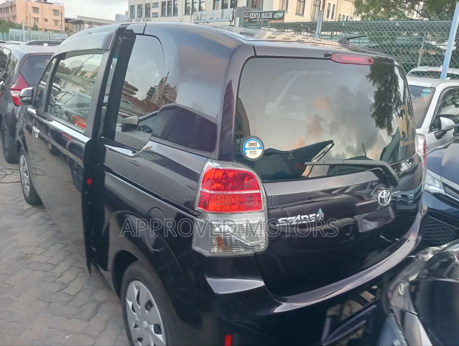 Toyota Spade 2018 Purple