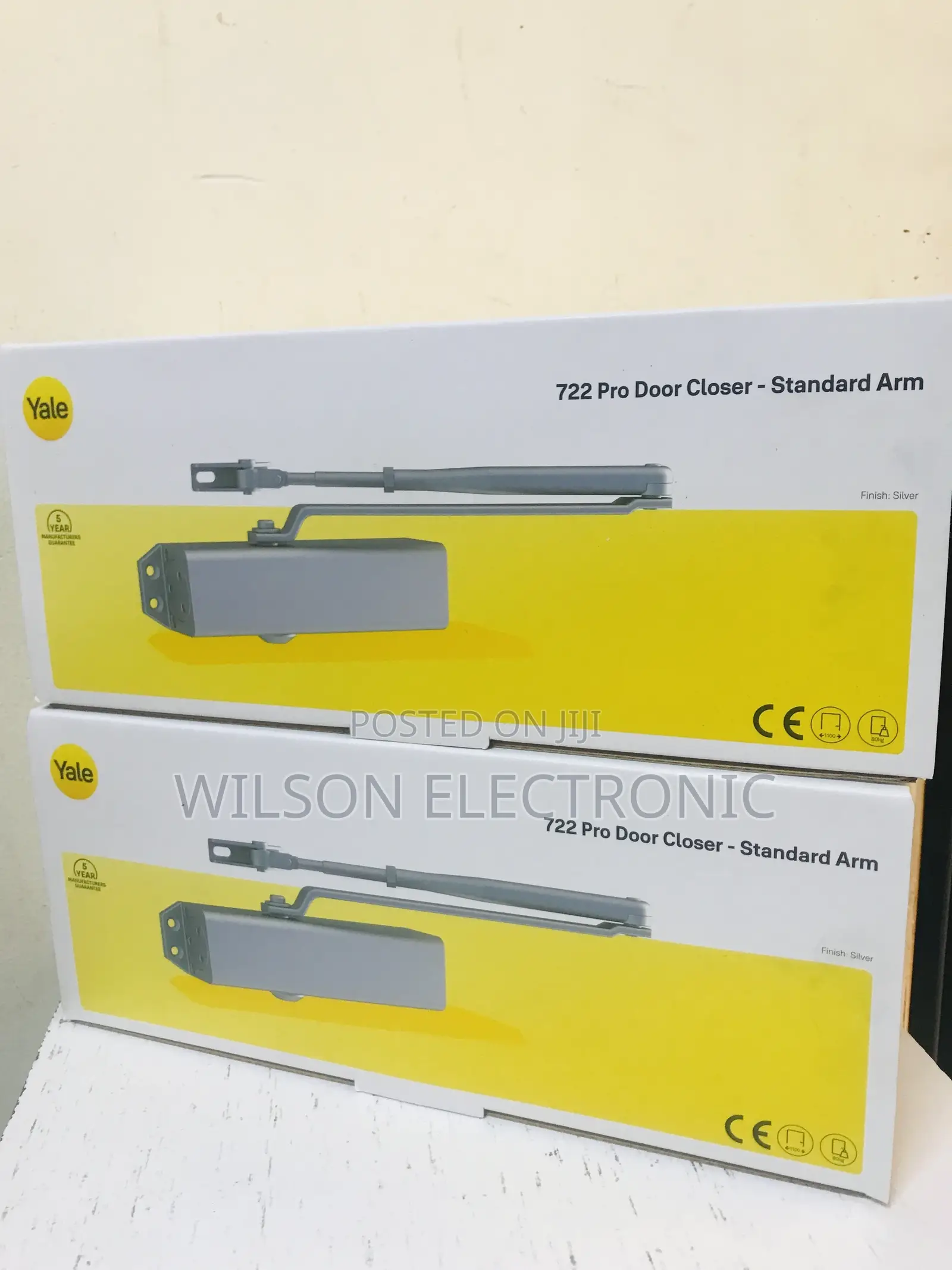 Yale Hydraulic Door Closer. Standard Arm