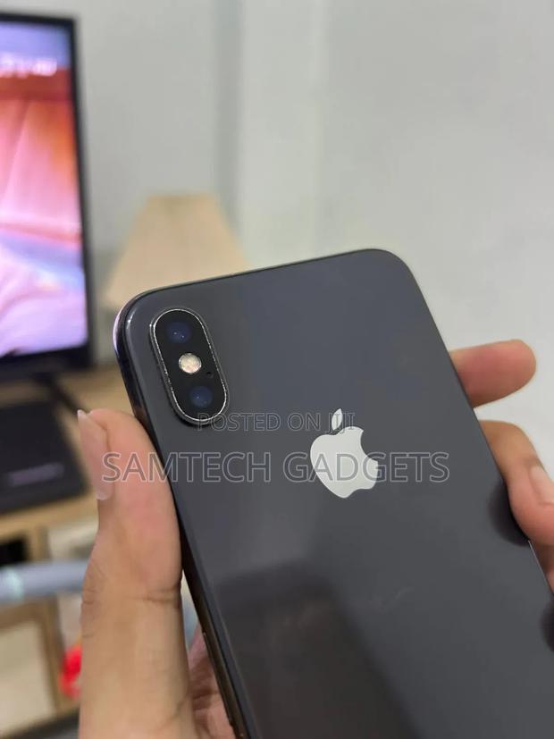 Apple iPhone X 256 GB Black - thumbnail 4