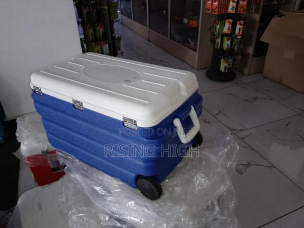 Large 90l Cooler Box – Outdoor Events - main view