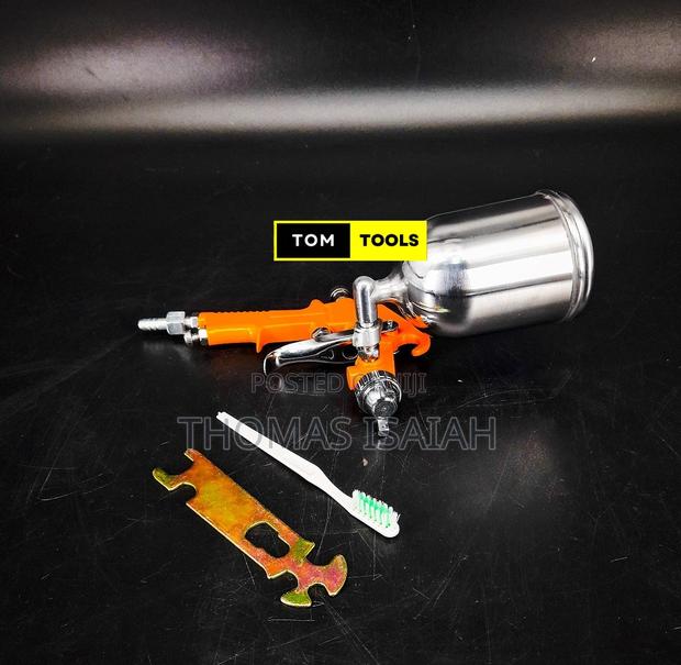 F75g Gravity Fed Pneumatic Paint Spray Gun - main view