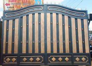 Elegant Modern Steel Gate Design - thumbnail 2