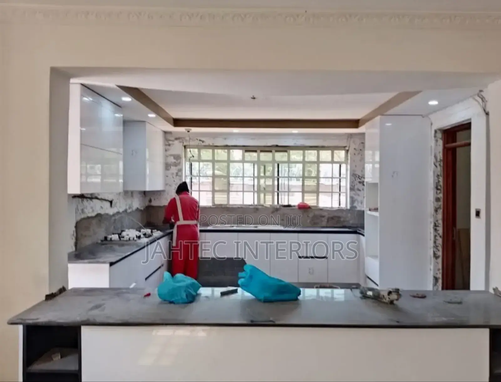 Kitchen Cabinets Installing and Granite Fixing