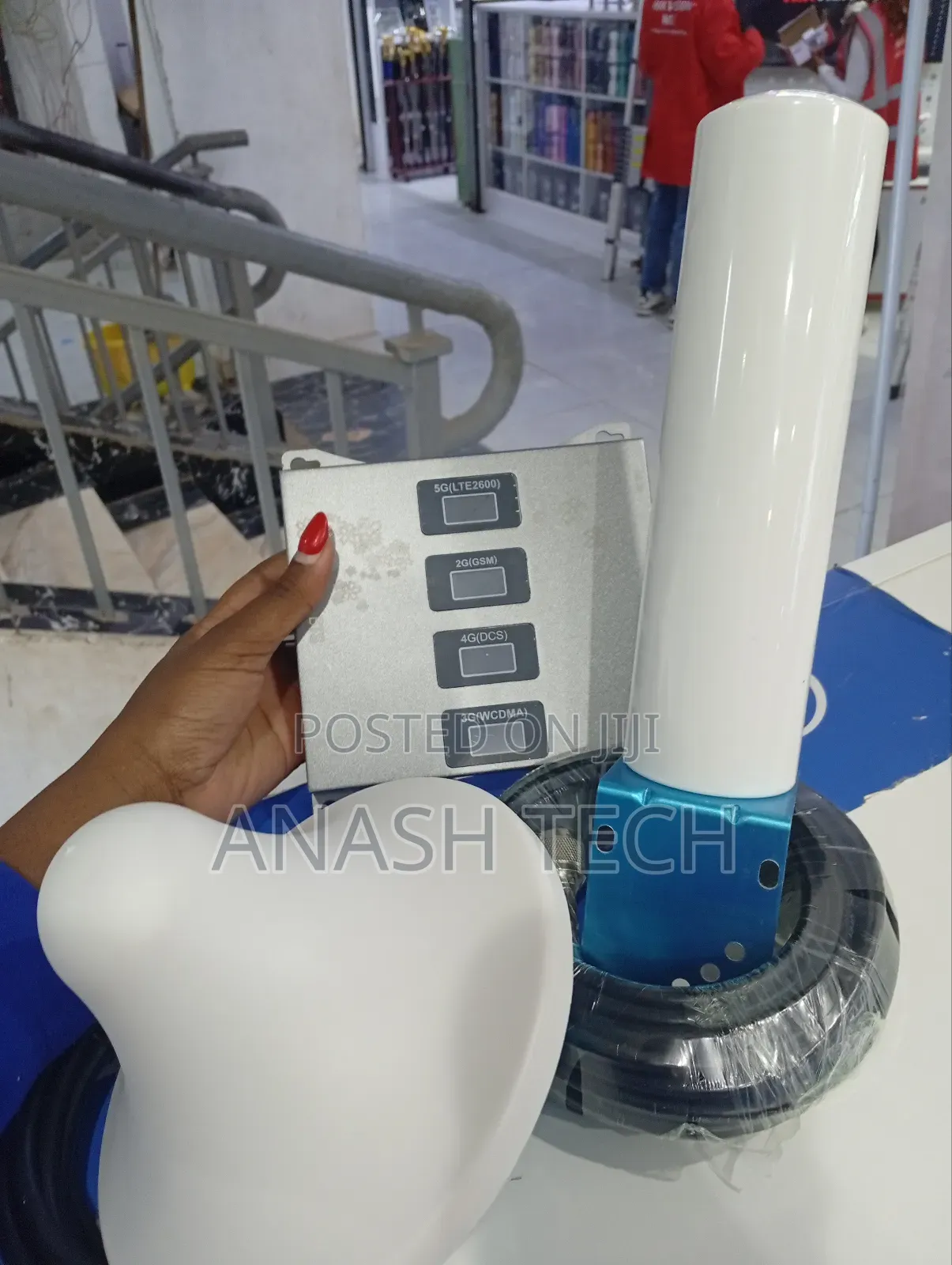 Superlative Triband 900 1800 2100mhz Mobile Signal Booster