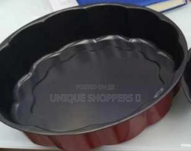 Quality Wavy Nonstick Baking Tin - thumbnail 2